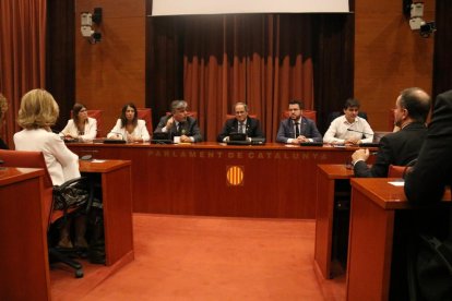 Reunió de Torra, Govern, JxCat i ERC al Parlament abans del debat de política general