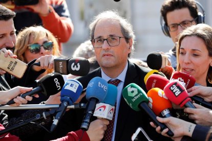 Torra, atendiendo a los medios de comunicación tras su visita a Lledoners.