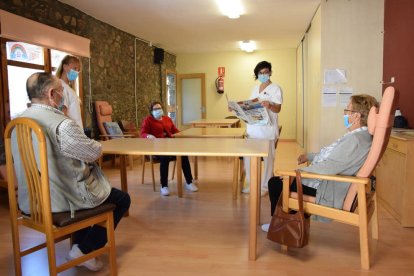 El centro de día de Bellver de Cerdanya ha vuelto a abrir puertas esta semana con tres usuarios.