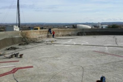 Las obras en el depósito de agua de Les Borges Blanques.