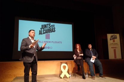 Presentación de la candidatura de Junts per Alcarràs. 