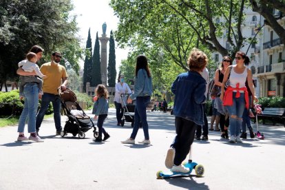 El passeig Sant Joan de Barcelona ahir diumenge.