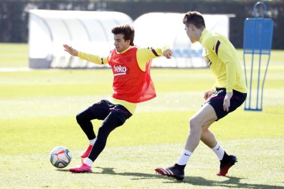 Riqui Puig, una de les novetats a la llista de Quique Setién per jugar demà a Nàpols.