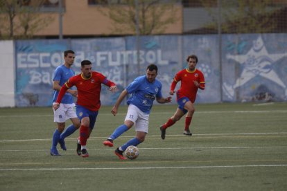 El Alcarràs, en una acción de su partido del pasado fin de semana.