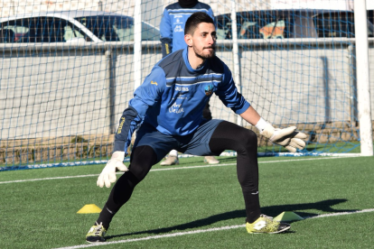 Óscar Santiago ayer por la mañana en el campo del AEM durante el entrenamiento del Lleida.