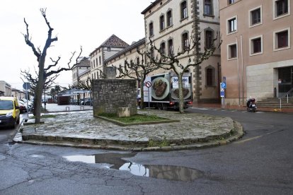 El punto donde se construirá la rotonda en el paseo Jaume Balmes, de donde se retirará el monolito.