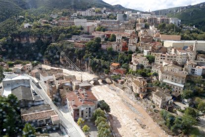 Vista del riu Francolí al seu pas per la Riba, Tarragona.