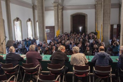 El Paranimf de la Universitat de Cervera acogió la asamblea organizada por Unió de Pagesos.