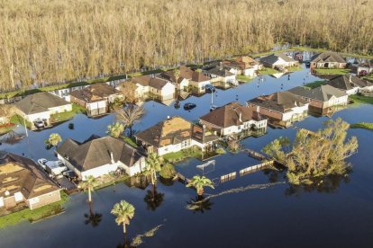 L'huracà Ida deixa almenys quatre morts a Louisiana i Mississipí