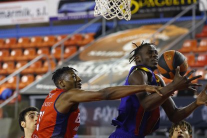 Ibou Badji ha arribat a debutar amb el primer equip blaugrana a la Lliga ACB.