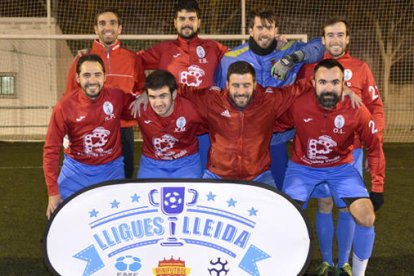 Equipo de Cafè París, que representará a Lleia en Oviedo.