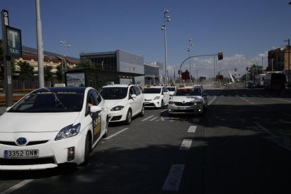 La Marea Pensionista de Lleida, preparant el dia 23 l’última acció reivindicativa de l’any a la plaça Sant Joan de Lleida ciutat.