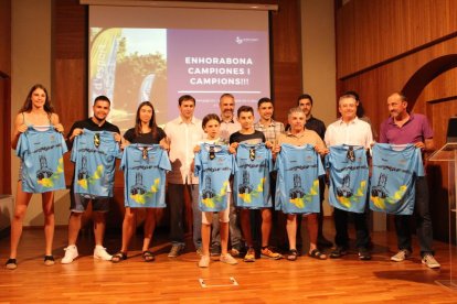 La Seu rinde homenaje a 15 deportistas por sus éxitos este curso