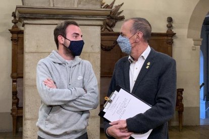 El concejal Ignasi Amor con el alcalde, Miquel Pueyo.