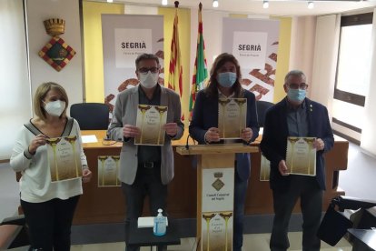 La presentación de Camins d’Or Líquid en el consell.