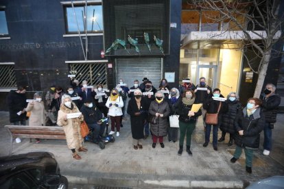 Denunciants el gener passat a la seu de Benestar Social.