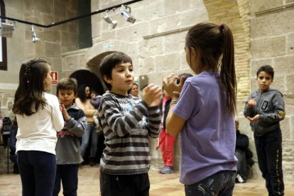 Más de un centenar de escolares preparan el Carnaval infantil de 