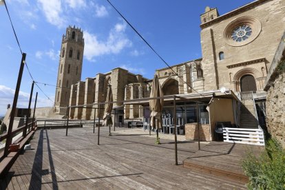 Imatge d’arxiu de la terrassa del bar de la Seu Vella.