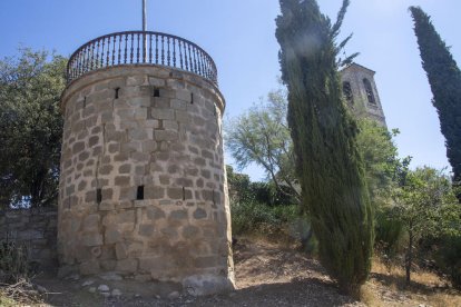 Imagen de uno de los torreones ya restaurados. 