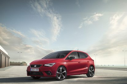 El nou Seat Ibiza ha entrat en producció  amb un disseny exterior renovat i un interior que ha experimentat una revolució.