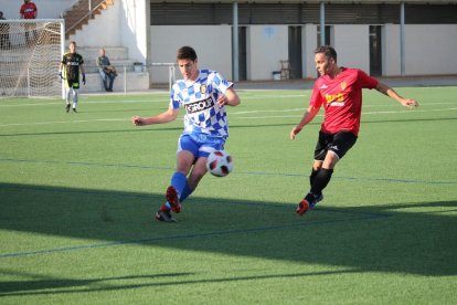 El Tamarit va buscar el gol des de l’inici però va ser incapaç de materialitzar cap de les seues ocasions.