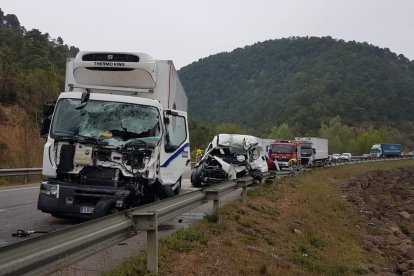 Imatge de l’accident mortal que va tenir lloc el 20 d’abril passat a la C-14 a Oliana.