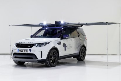 El projecte Mobile Malaria embarca el Land Rover Discovery en el seu viatge a través de Namíbia, Zàmbia, Tanzània i Kènia.