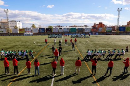 El juego de la cuerda, en el torneo que se celebró ayer en Barcelona.