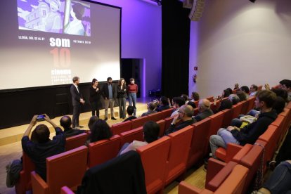 Directora, coguionista y productoras de ‘La hija de un ladrón’, ayer en la inauguración del Som Cinema.