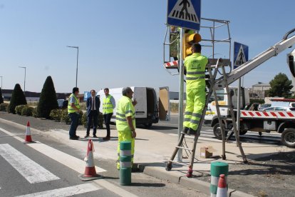 Els treballs a la travessia de l’N-230 a Torrefarrera.