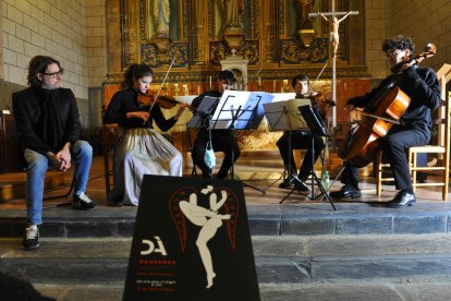 Recital de presentació del Dansàneu 2021, ahir amb el Quartet Ateneu i el poeta Txema Martínez.