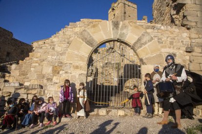 Dissabte es va inaugurar la recuperació d’un accés al castell.