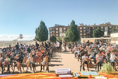 La celebració de fi de curs a l’institut escola Torre Queralt.