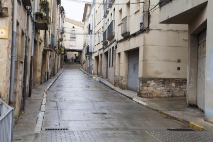 La calle Sant Agustí llega hasta la plaza de Sant Antoni.