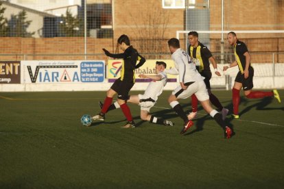 El Borges va manar a la segona part però la falta d’encert va impedir que s’emportés la victòria. 