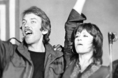 Donald Sutherland y Jane Fonda, en una manifestación.