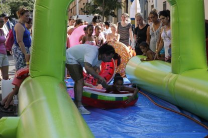 Tornar a celebrar la festa major del barri ha servit com a nexe d’unió entre el veïnat.