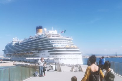 La família va navegar amb el 'Costa Diadema'.