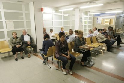 Imatge d’arxiu d’una sala d’espera de consultes externes a l’Arnau.