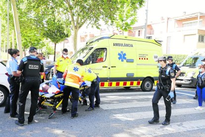 Herido un conductor de patinete en un atropello en Onze de Setembre