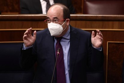 Iceta debutó ayer como ministro de Política Territorial en la sesión de control a Moncloa en el Congreso.