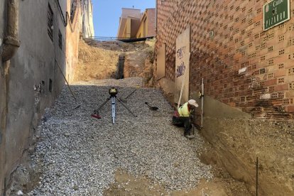 Las obras que se están llevando a cabo en la calle Hecho del centro histórico de Fraga.