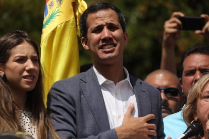 El autoproclamado presidente de Venezuela, Juan Guaidó, en una de las marchas contra Maduro.