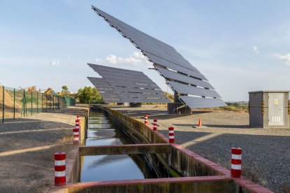 Las instalaciones de energía solar para abaratar los costes de bombeo del Algerri-Balaguer.