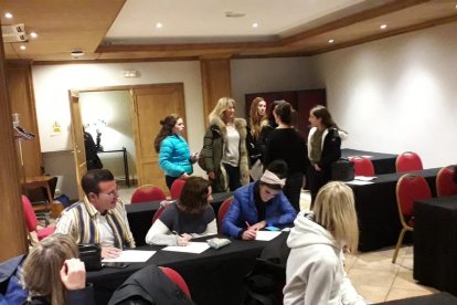 Algunos de los participantes en el casting, en el hotel Tryp Vielha.