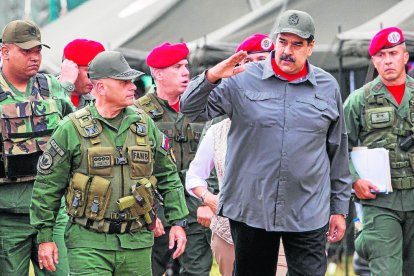 Imagen de archivo de Remigio Ceballos con Nicolás Maduro.