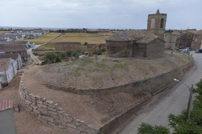 La iglesia románica de Pelagalls, en Els Plans de Sió.