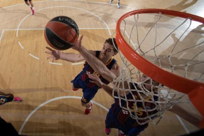 Pau Gasol, en una acción del partido de ayer ante el Zenit.