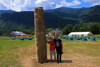 El menhir que es va plantar el juliol del 2018 a la zona que havia d’acollir els concerts a Escalarre.