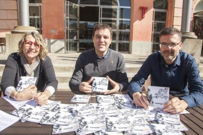 Teresa Garcia, Oriol Martí i Raül Palacios, a la presentació.